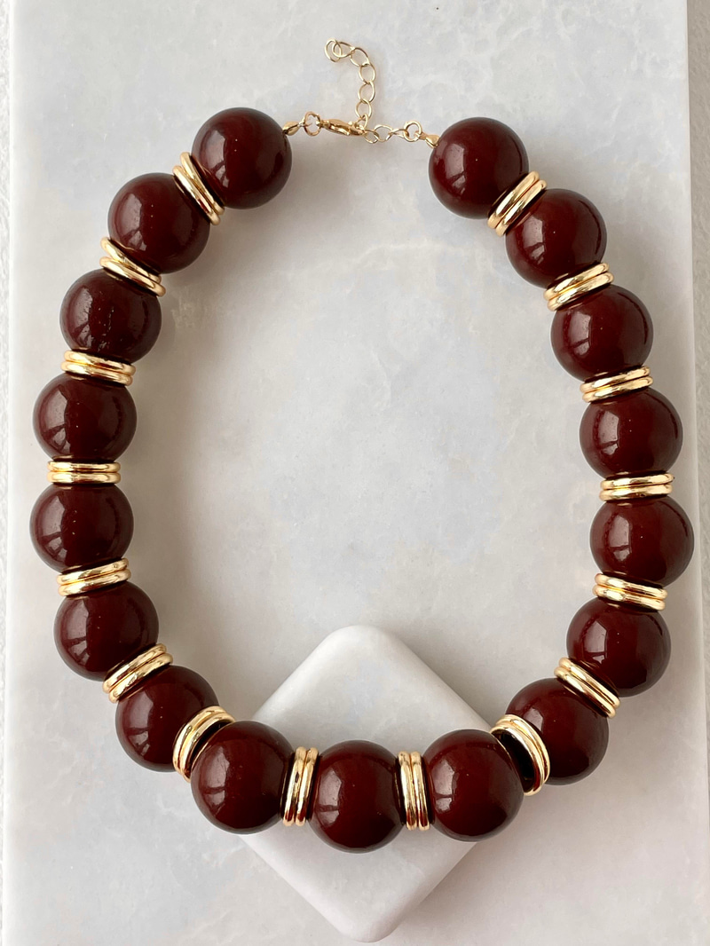 Gold Halka Detaylı Koyu Bordo Top Kolye