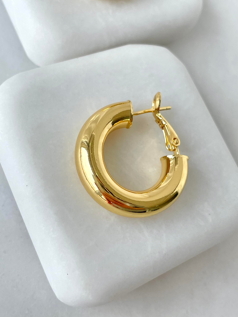 Çelik Bombe Halka Basic İnce Küpe Gold