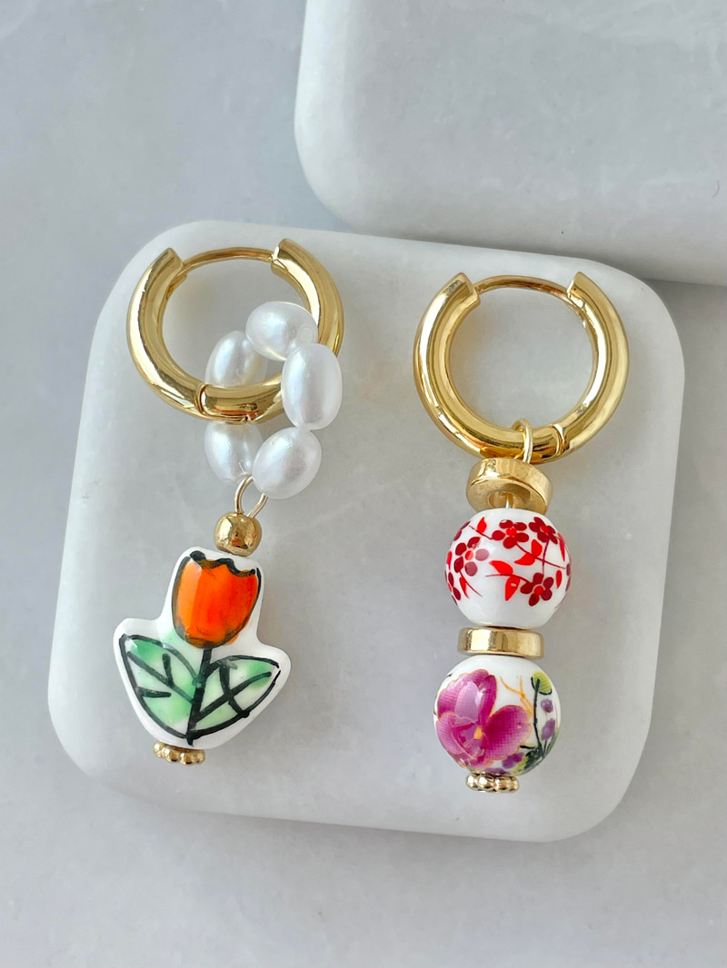 Altın Kaplama Turuncu Porselen Lale Charmlı Halka Küpe Gold