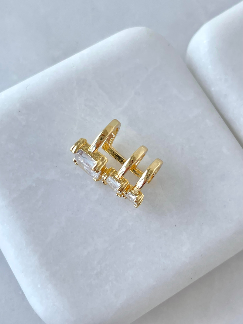 Altın Kaplama Büyük Küçük Kare Kristal Taşlı Kıkırdak Küpe Gold