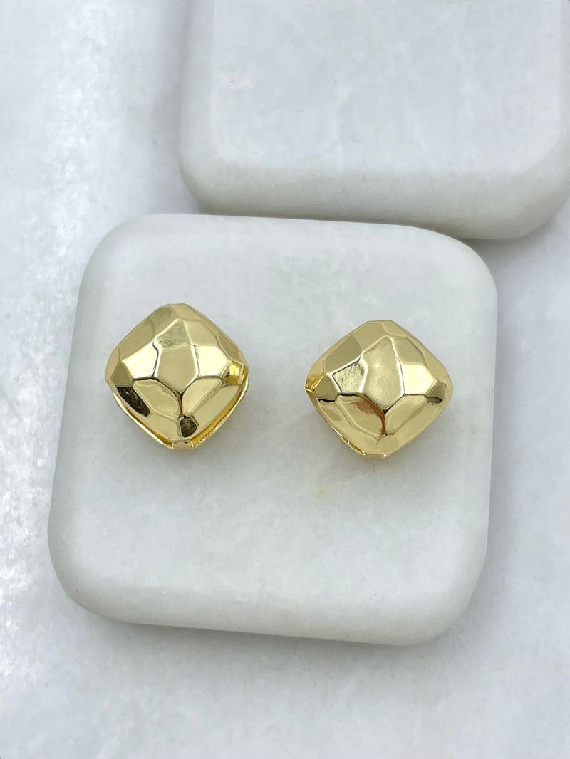 Altın Kaplama Yansımalı Kare Küpe Gold