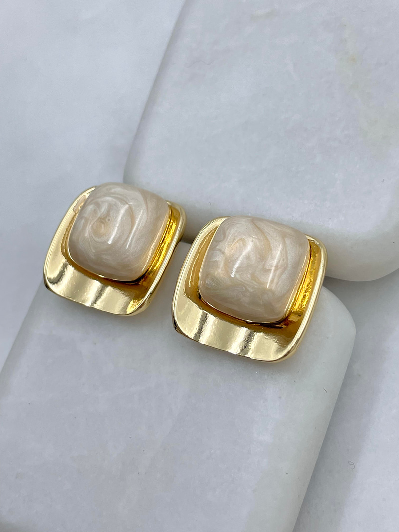 Altın Kaplama Gold Detaylı Kare Vintage Küpe Ekru