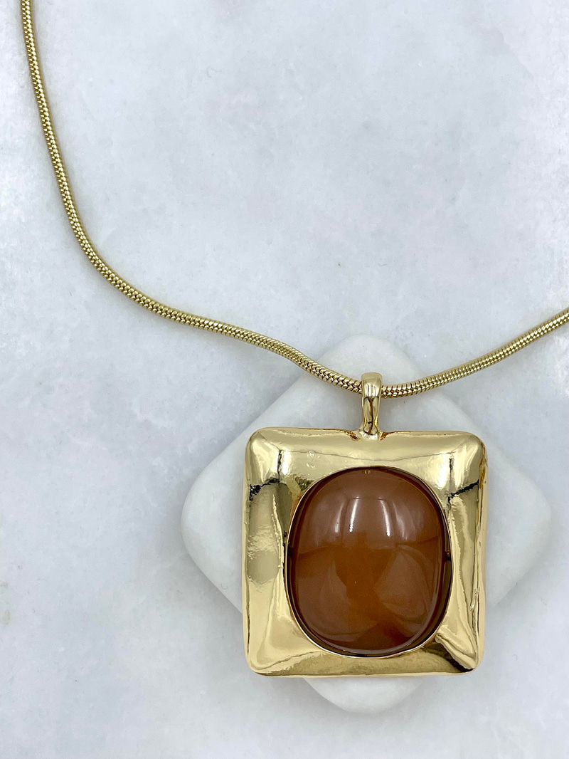 Altın Kaplama Gold Çerçeveli Doğal Taş Vintage Kolye Kahve