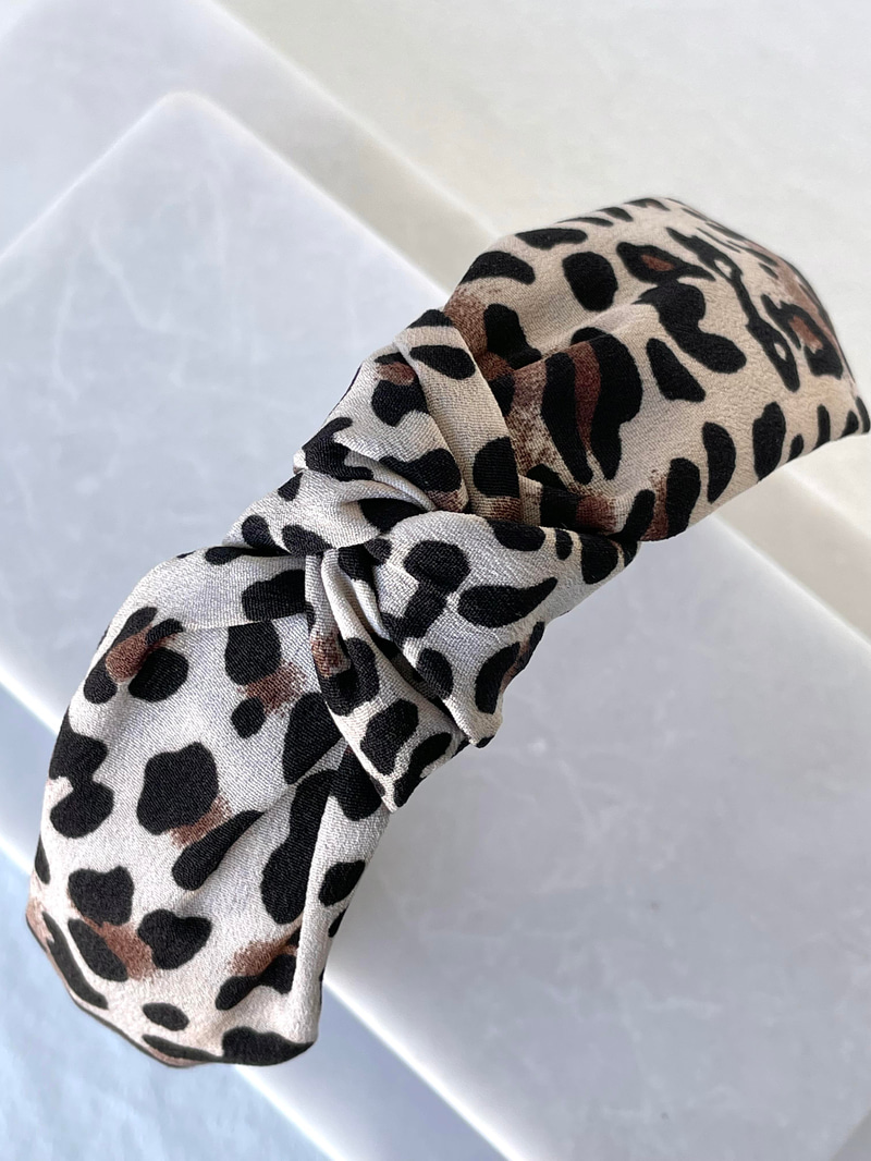 Düğüm Model Leopar Taç Vizon