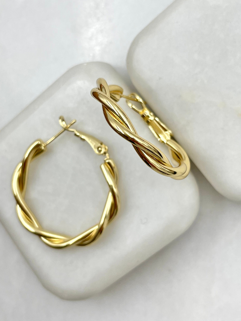 Özel Seri Burgu Küpe 2.9 cm Gold