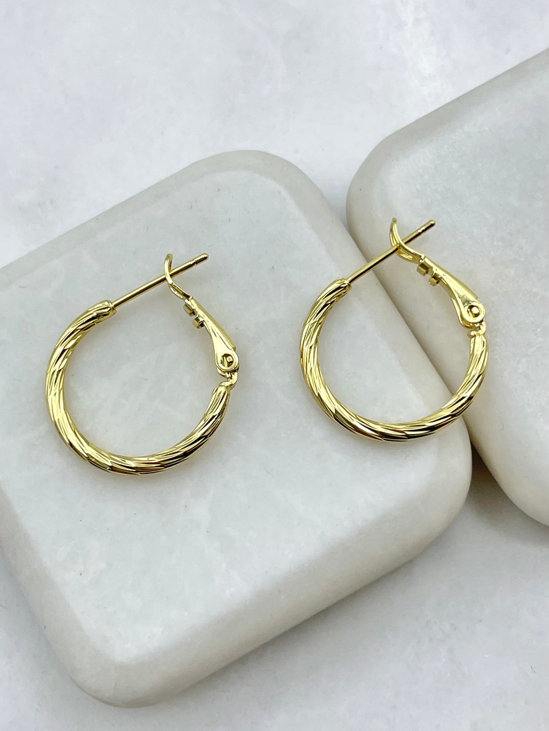 Özel Seri Işıltılı Sarmal Halka Küpe 2 cm Gold