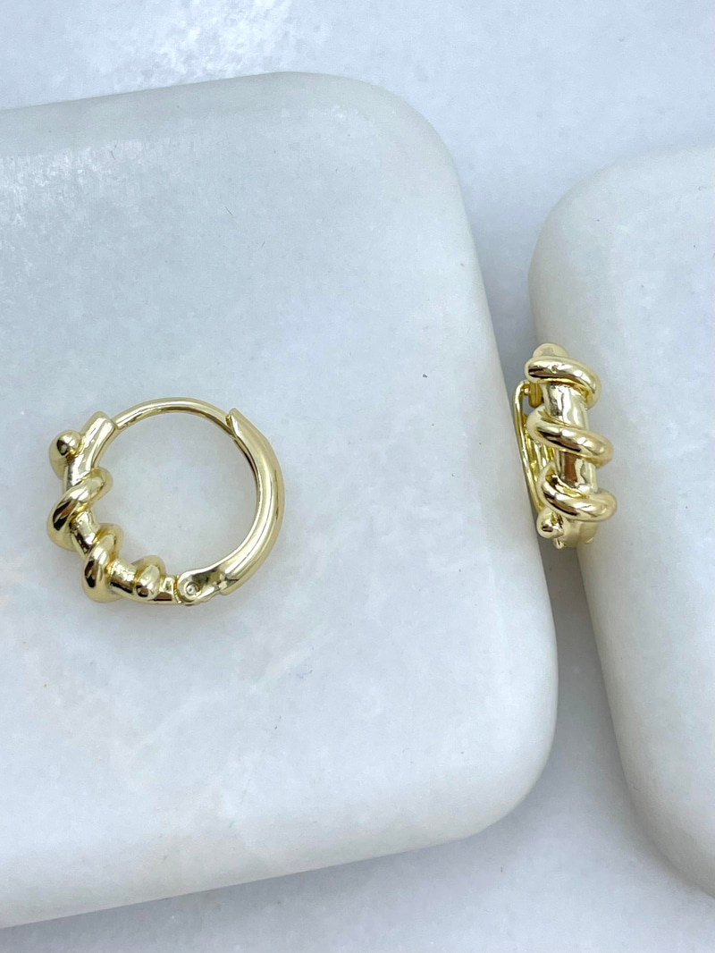 Özel Seri Burgu Model Halka Küpe Gold