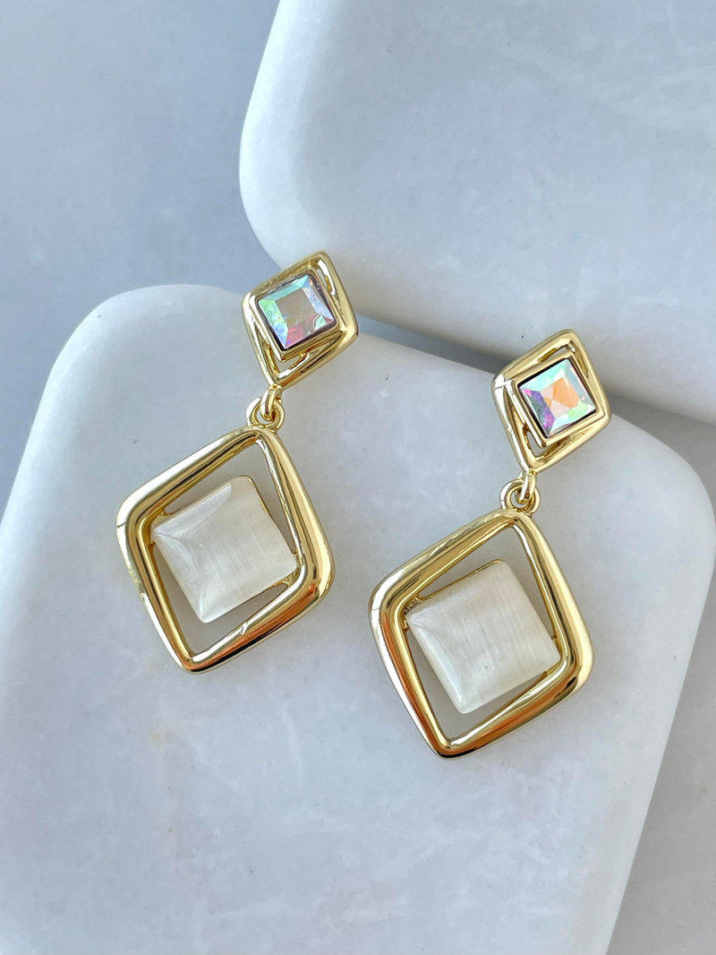 Özel Seri Opal Taş Sallantılı Hologramlı Küpe Gold