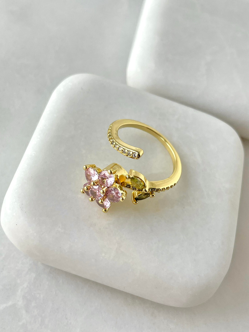 Altın Kaplama Pembe Kristal Dönen Çiçek Yüzük Gold