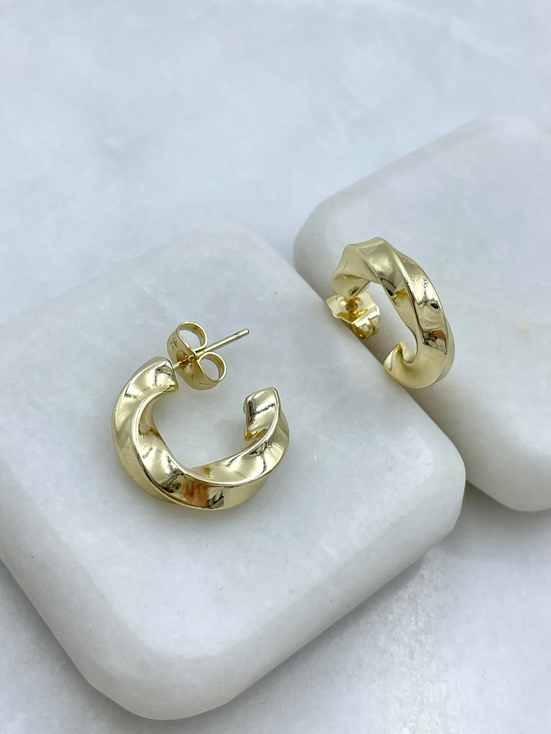 Özel Seri Sarmal C Model Küpe Gold