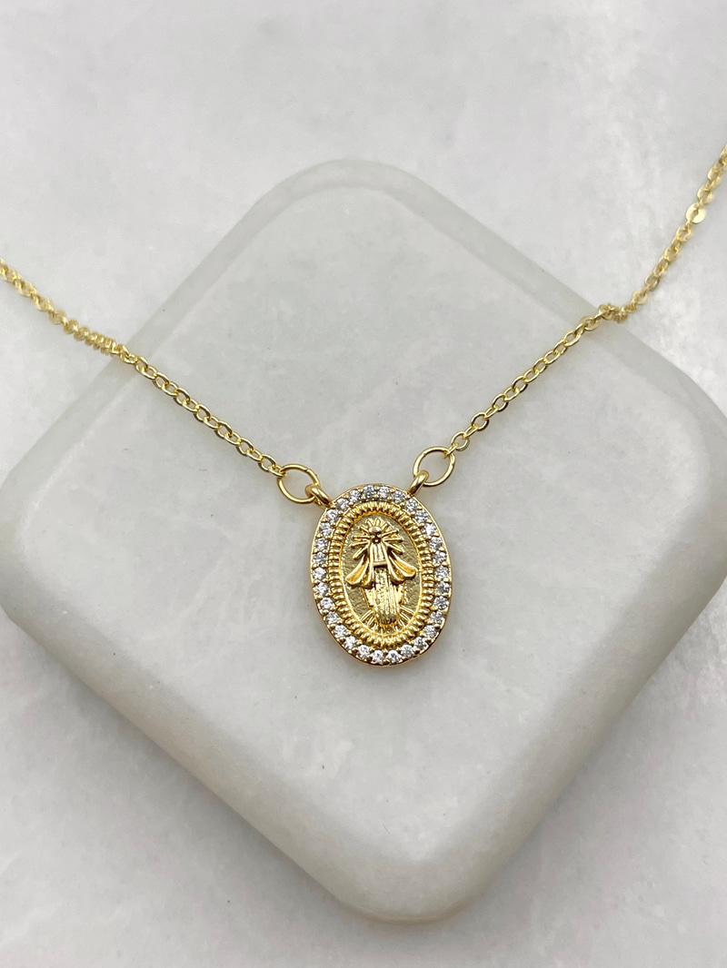 Gömme Taşlı Vintage Oval Kolye 60 cm Gold