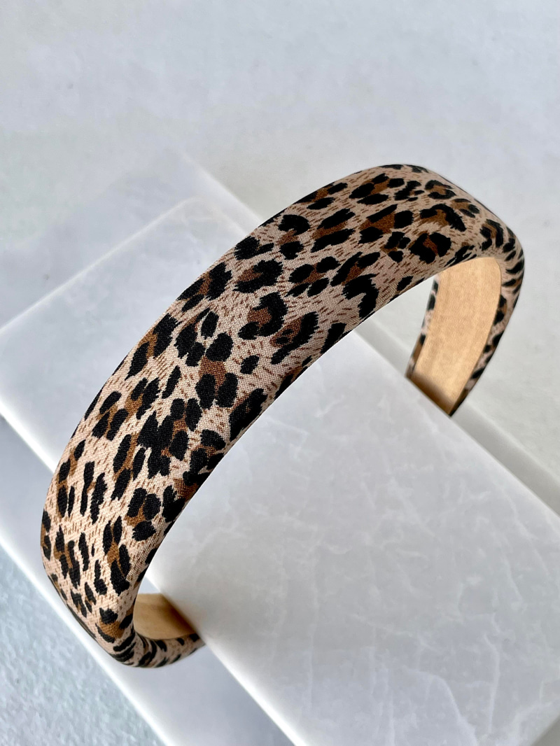 Leopar Desenli Sünger Taç Vizon