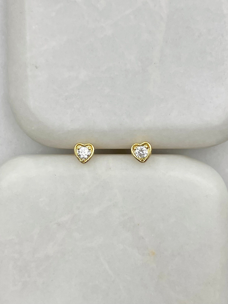 Özel Seri Gold Detaylı Minimal Kalp Küpe 0.3 cm Gold