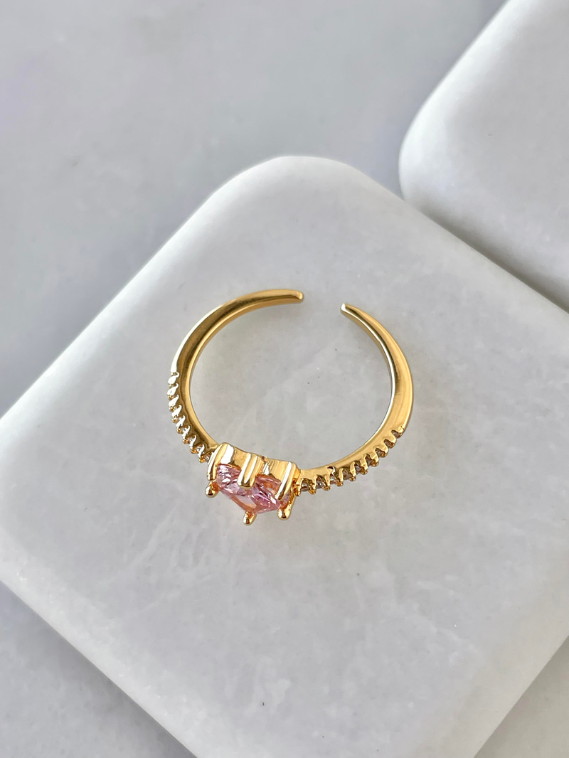 Altın Kaplama Kristal Pembe Kalpli Yüzük Gold