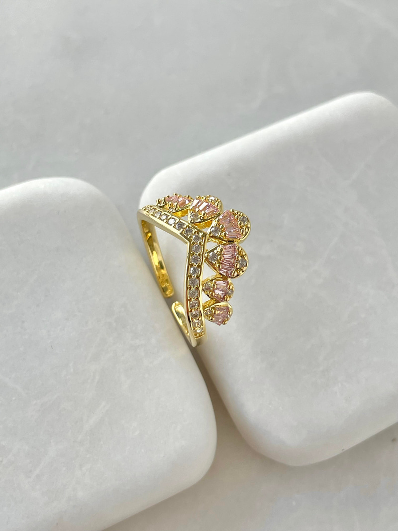 Altın Kaplama Pembe Kristal Taşlı Taç Yüzük