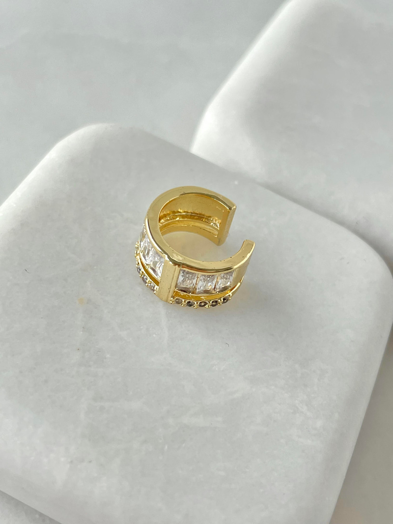 Altın Kaplama Baget Kristal ve Gömme Taşlı Kıkırdak Küpe Gold