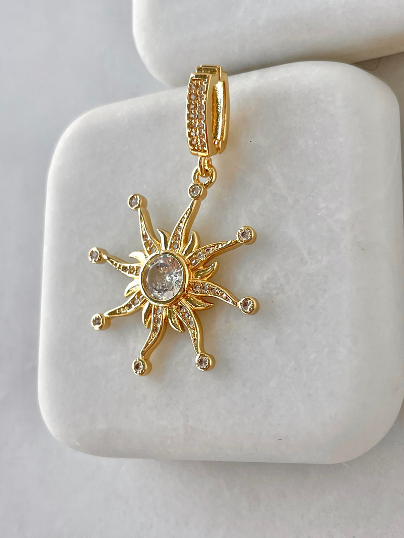 Işıltılı Güneş Ajda Charm