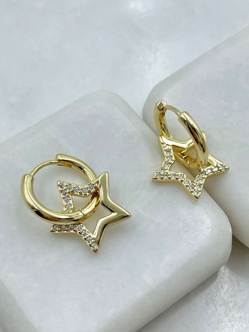 Özel Seri Kristal Taşlı Yıldız Charmlı Halka Küpe Gold