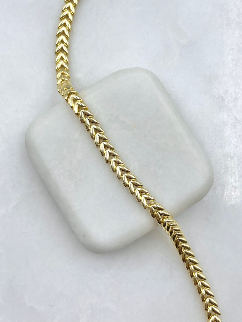 Başak Model Bileklik Gold