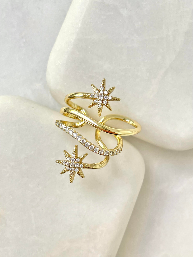 Özel Seri Zirkon Taşlı Yıldız Model Kıkırdak Küpe Gold