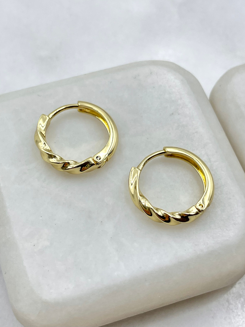 Özel Seri Burgu Halka Küpe 1.5 cm Gold