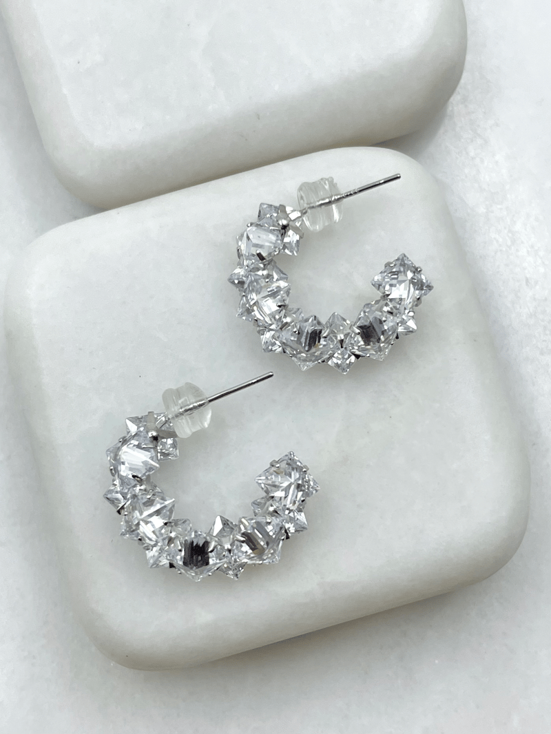 Özel Seri Işıltılı Swarovski Taşlı Küpe Gümüş