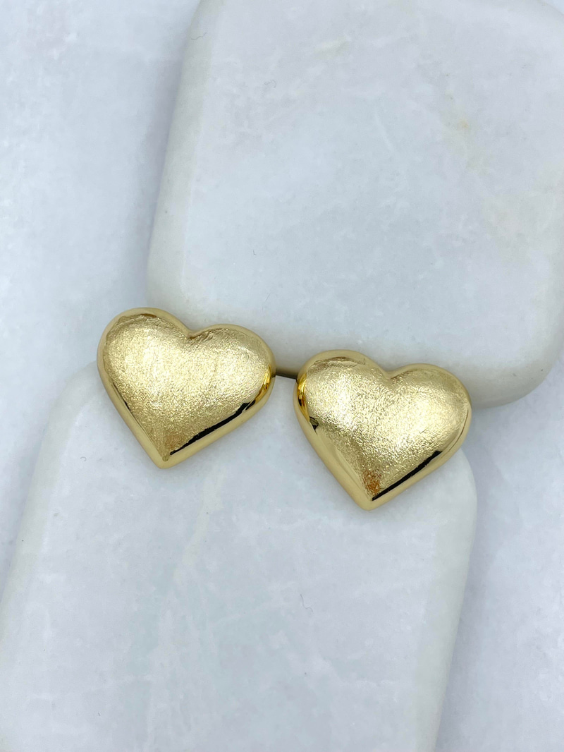 Özel Seri Dokulu Bombe Kalp Küpe Gold