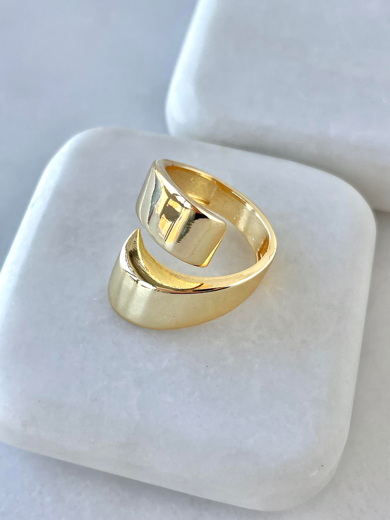 Altın Kaplama Şeritli Çift Sıra Yüzük Gold
