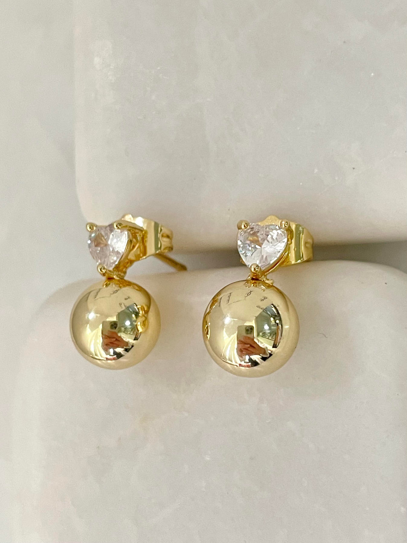 Altın Kaplama Kristal Kalpli Top Küpe Gold