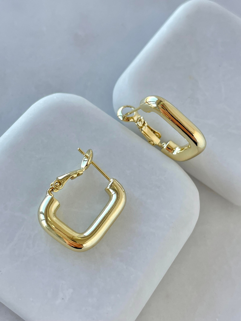 Özel Seri Basic Kare Küpe Gold