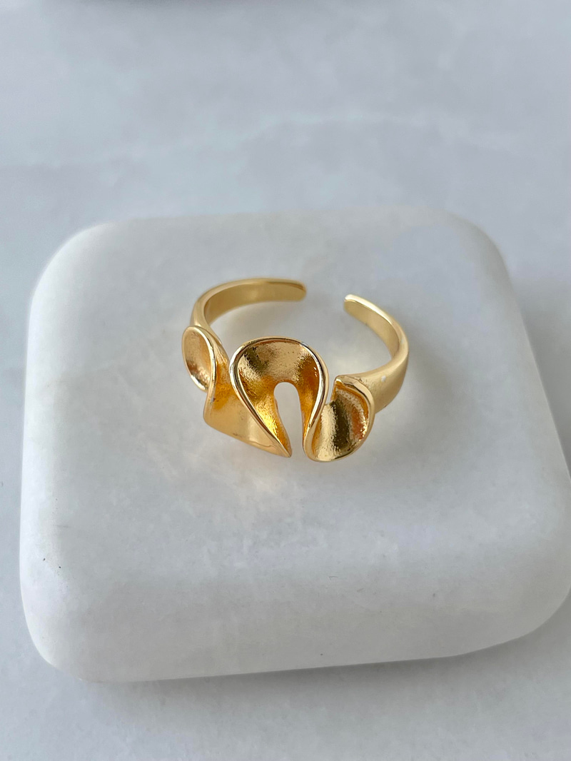 Altın Kaplama Kıvrım Model Yüzük Gold