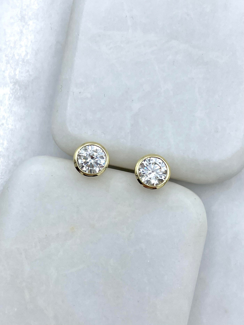 Özel Seri Daire Kristal Taşlı Küpe 0.7 mm Gold