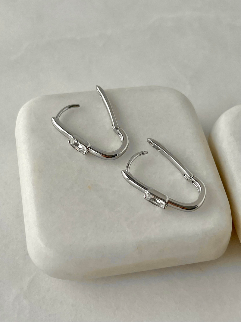 Özel Seri Kristal Taşlı Minimal Küpe Gümüş
