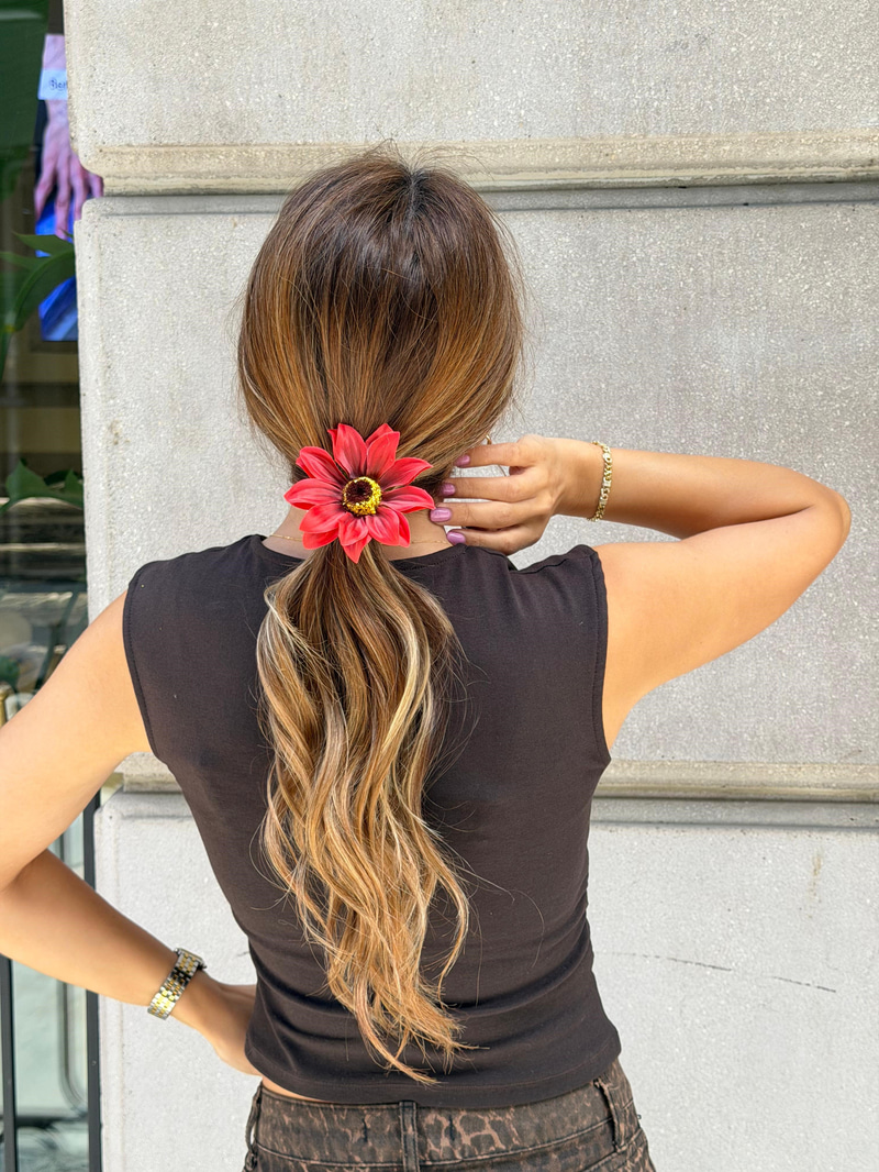 Ayçiçeği Scrunchie Toka Kırmızı