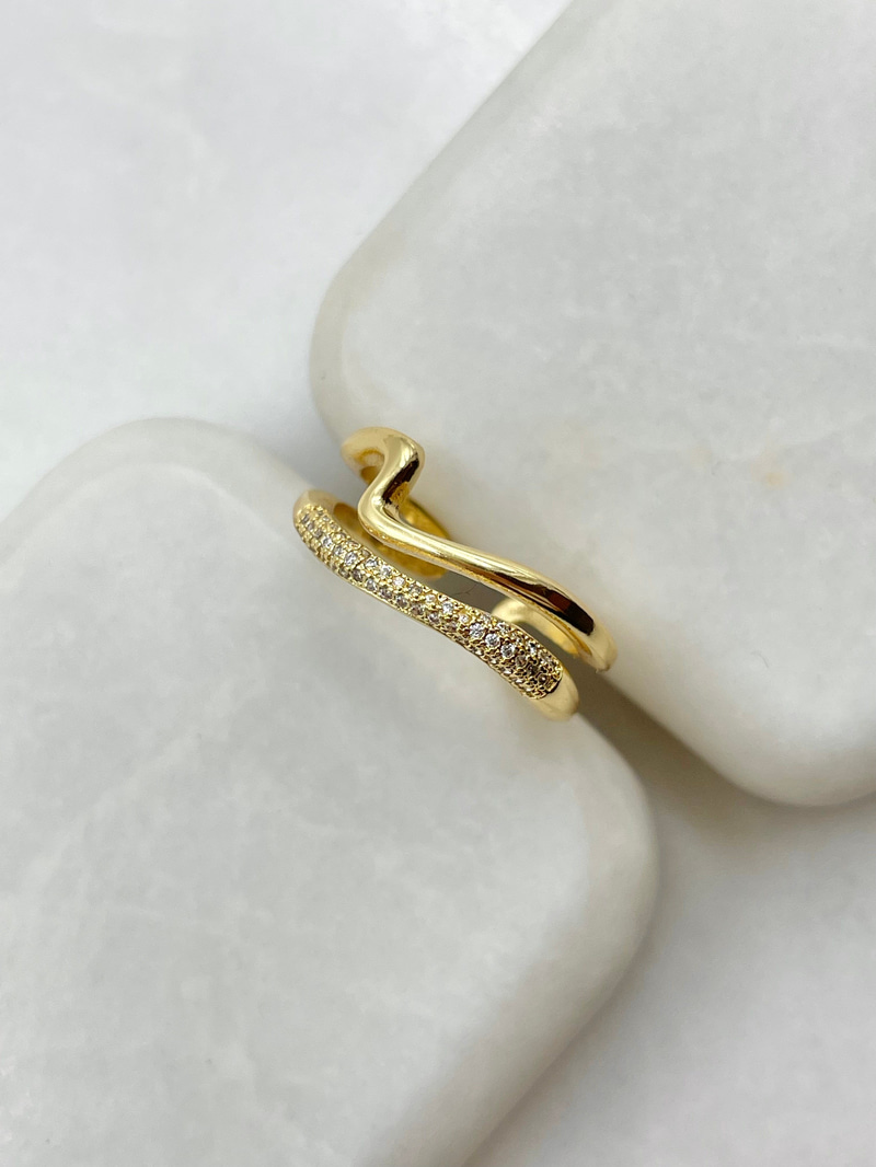 İkili Gömme Taşlı Dalga Model Yüzük Gold
