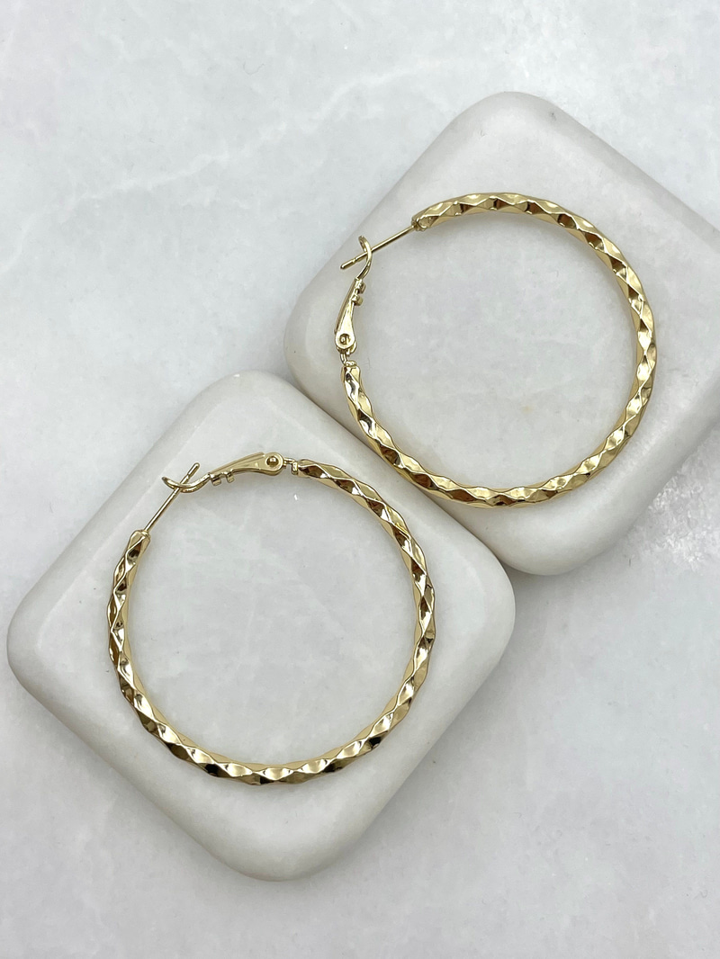 Özel Seri Işıltılı Üçgen Yansımalı Halka Küpe 4 cm Gold