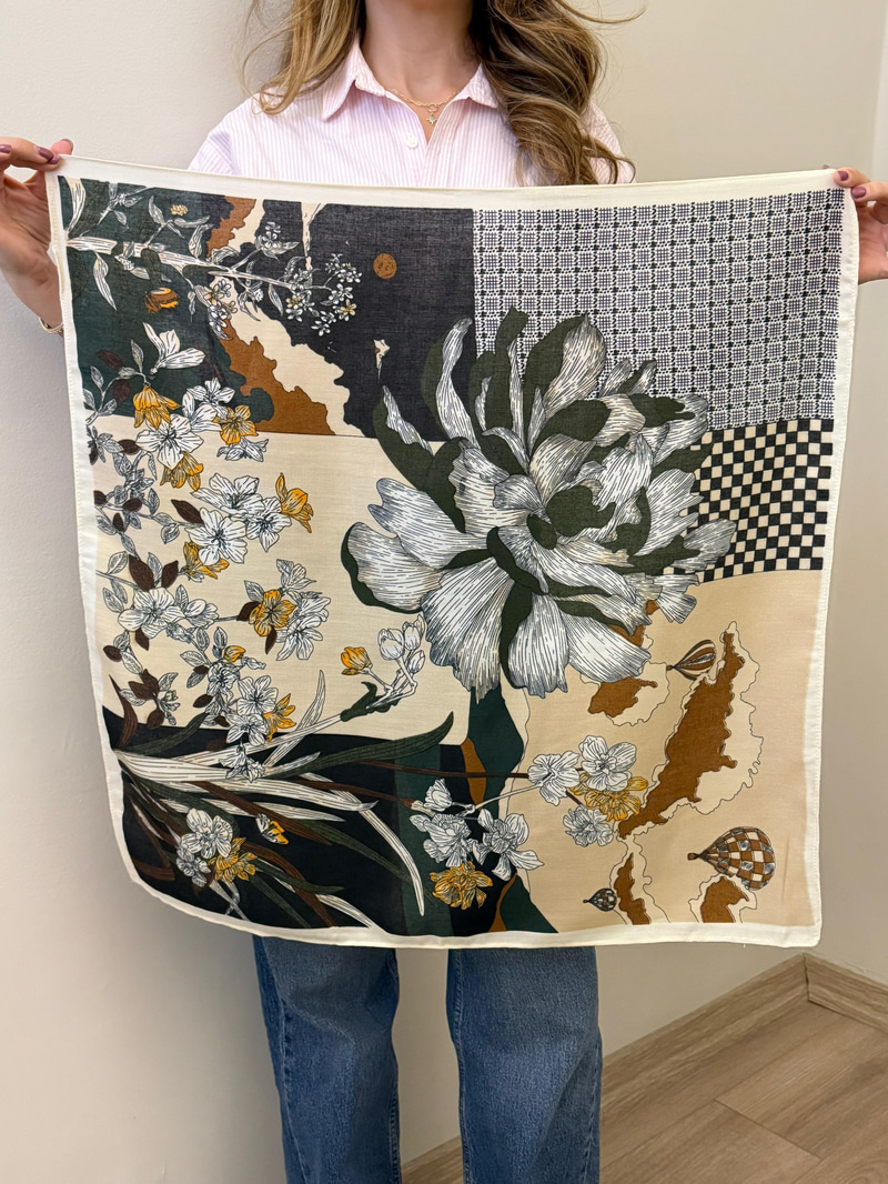 Ortanca Desenli Pamuk Dokulu Şal Bej 65 x 65 cm Renkli