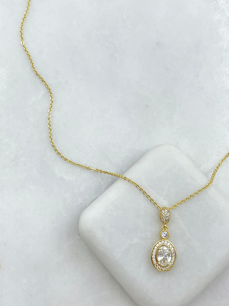 Özel Seri Kristal ve Gömme Taşlı Daire Kolye Gold
