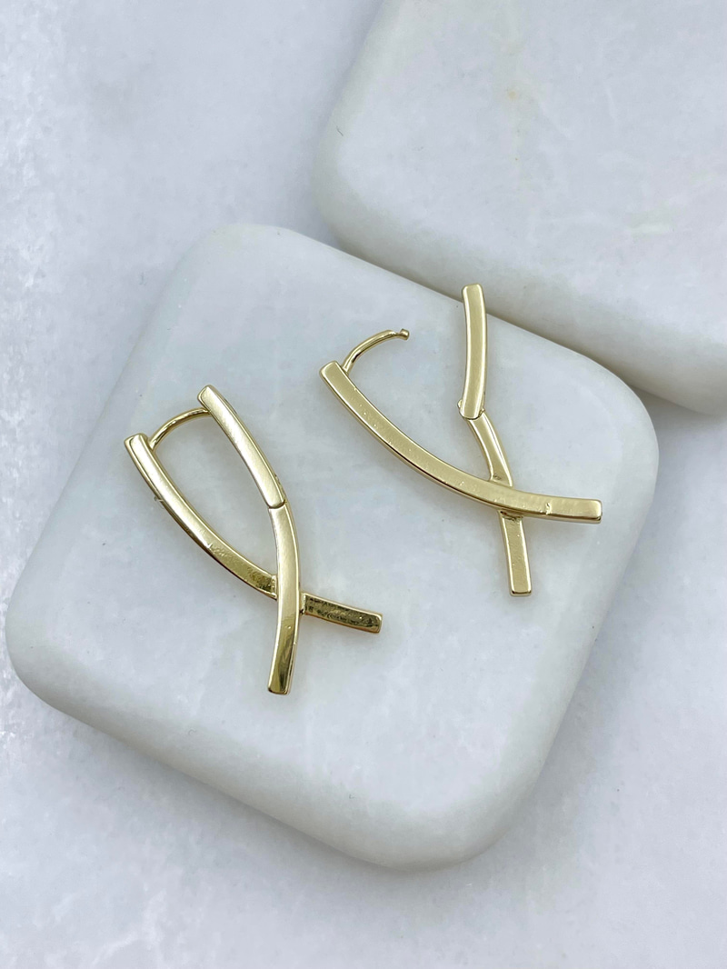 Özel Seri Çapraz Model  Küpe Gold