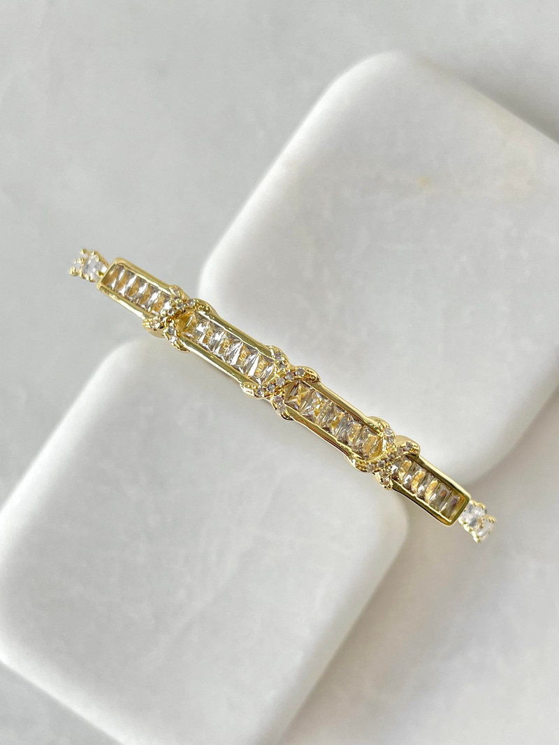 Altın Kaplama Baget Taşlı X Model Bileklik Gold