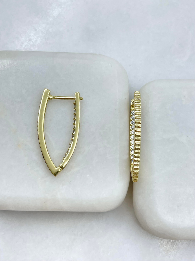 Özel Seri Tırtıklı Gömme Taşlı Sütun Küpe Gold