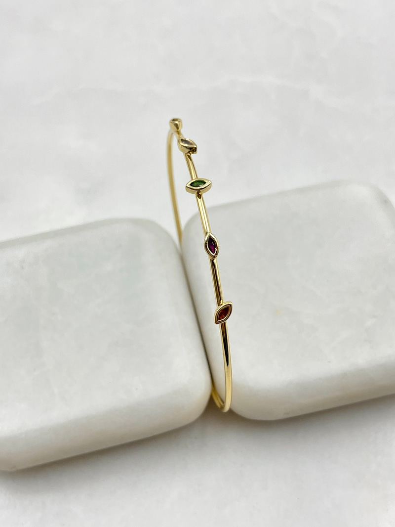 Renkli Kristal Taşlı Minimal Kelepçe Gold