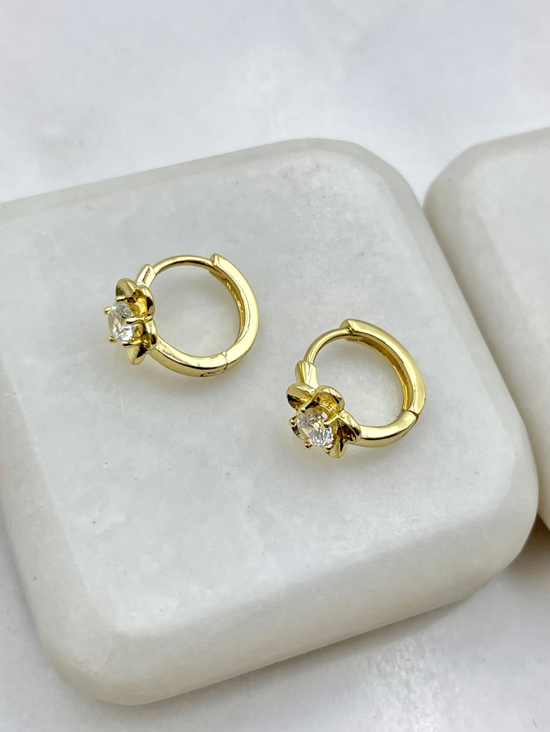 Özel Seri Minimal Kristal Taşlı Çiçek Halka Küpe Gold