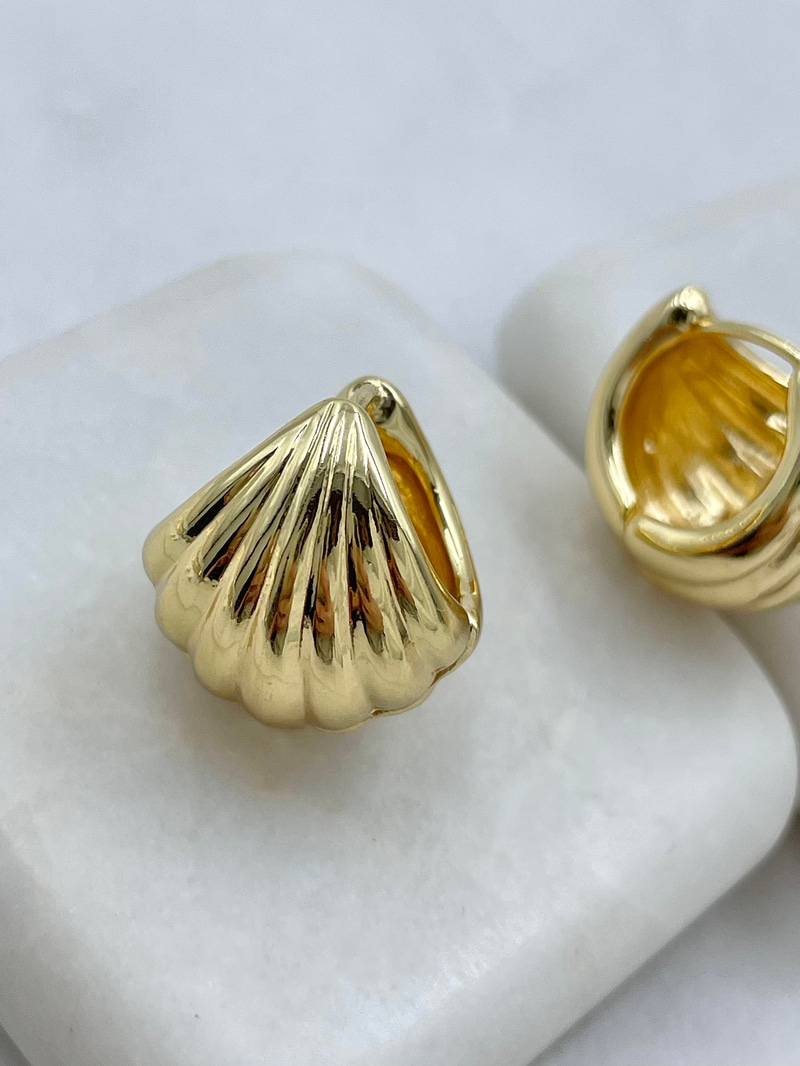 Altın Kaplama Deniz Kabuğu Model Küpe Gold