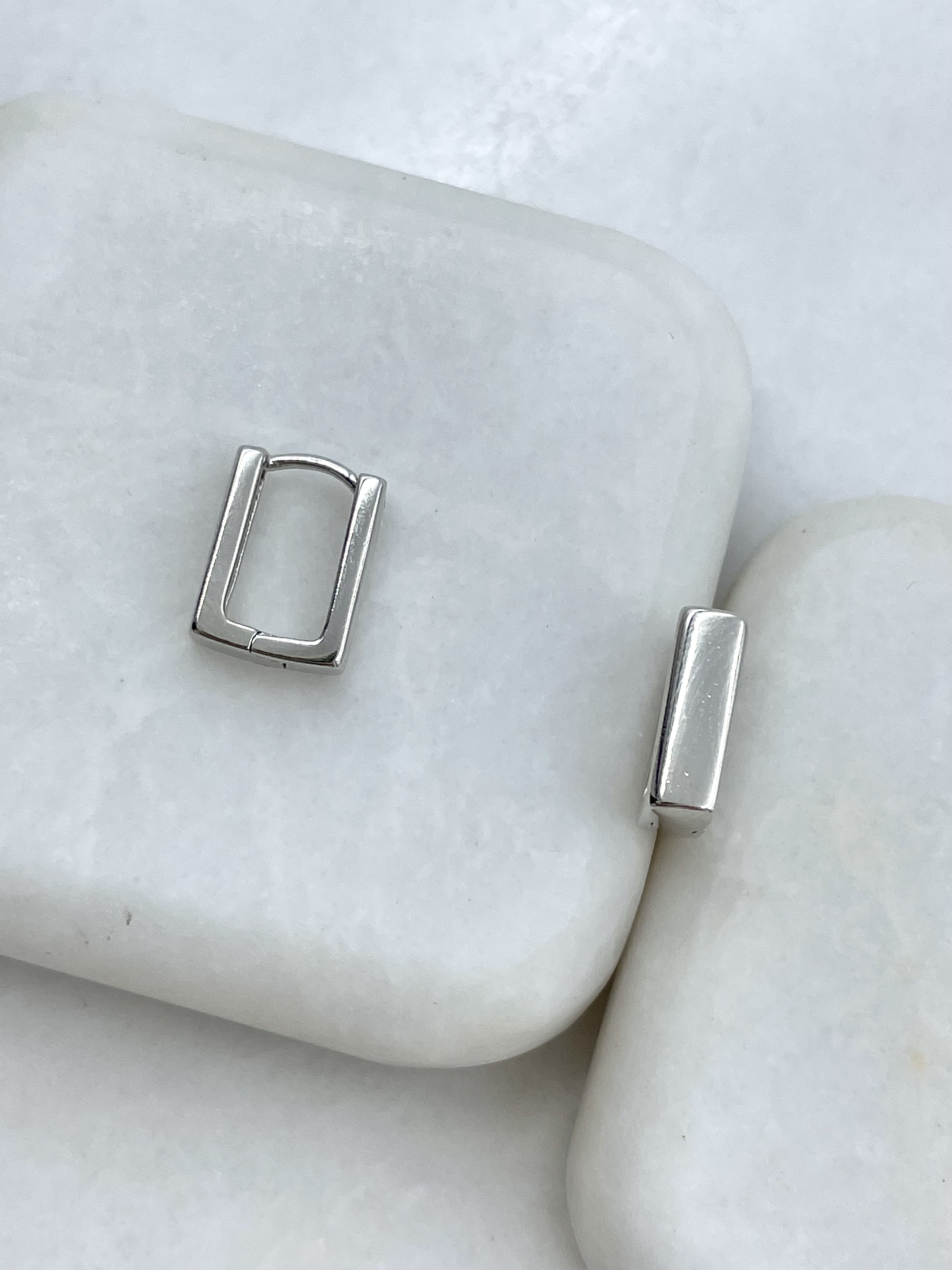 Özel Seri Minik Kare Küpe 1.2 cm Gümüş