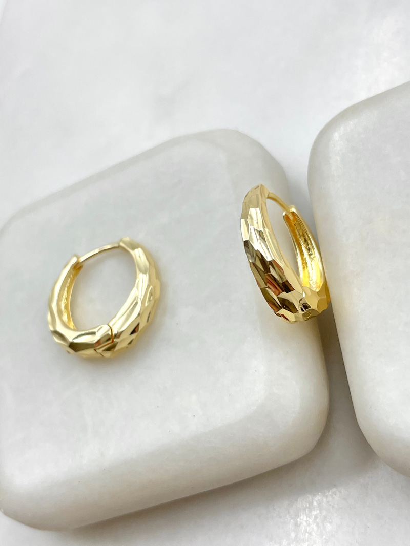 Mozaik Yansımalı Oval Küpe 1.8 cm Gold