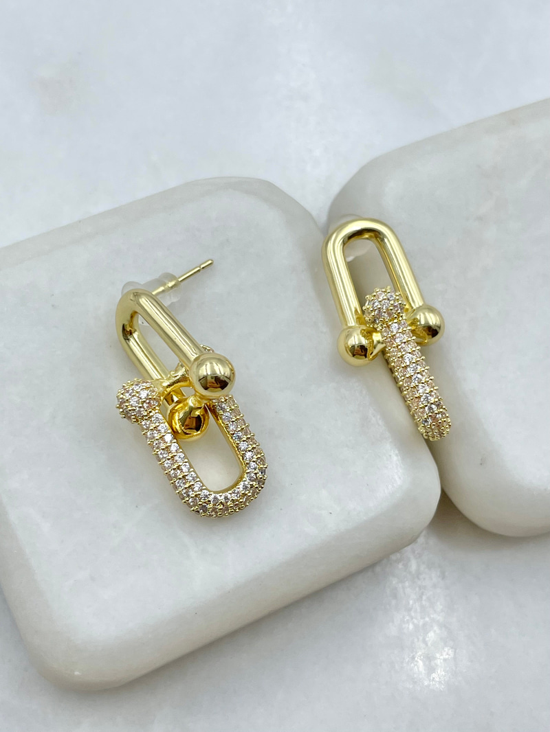Gömme Taşlı Tasarım Zincir Küpe Gold