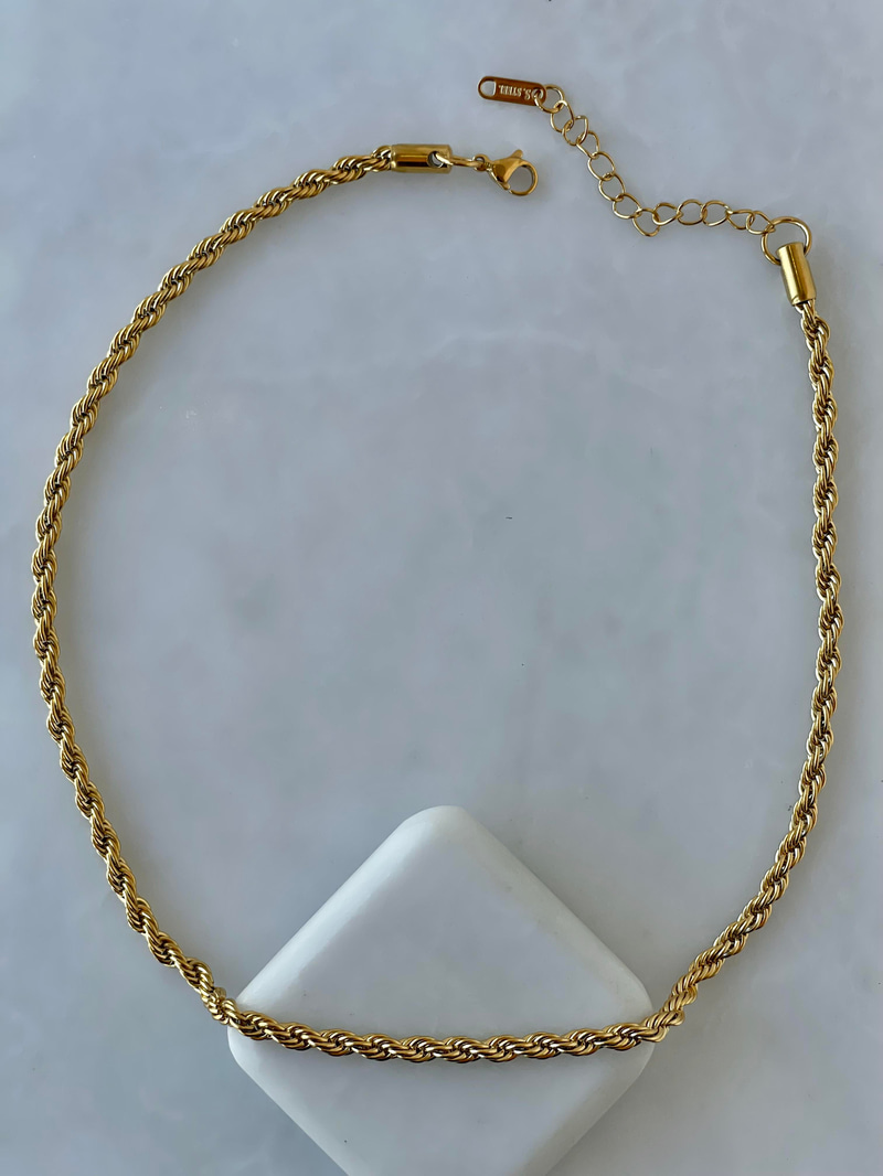 Çelik Burgu Kolye Gold