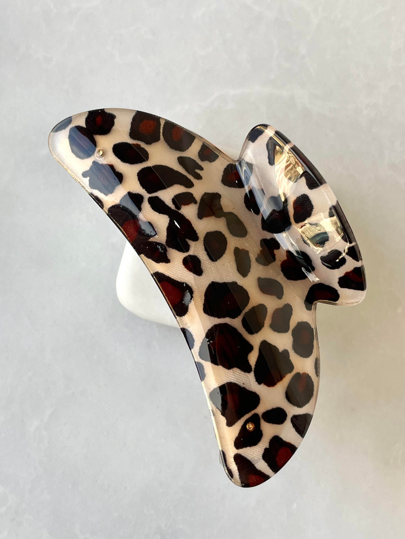 Gold Detaylı Leopar Desenli Mandal Toka Bej