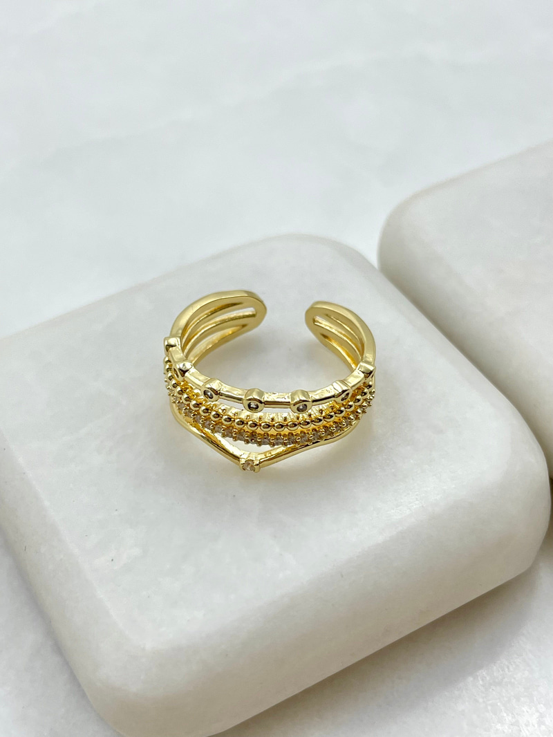 Dört Sıra Taşlı Taç Yüzük Gold